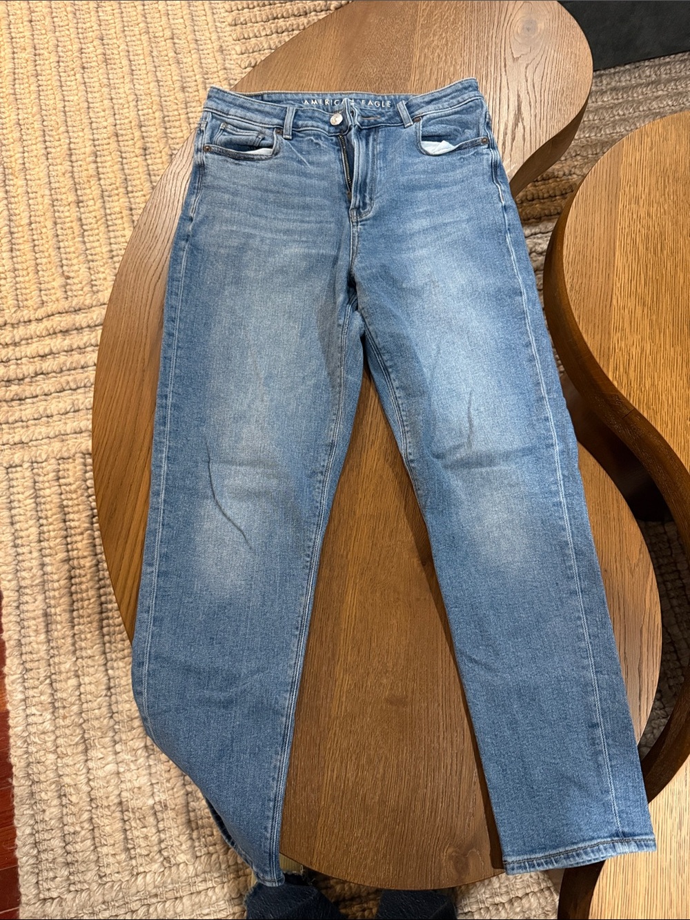 American eagle blue jeans